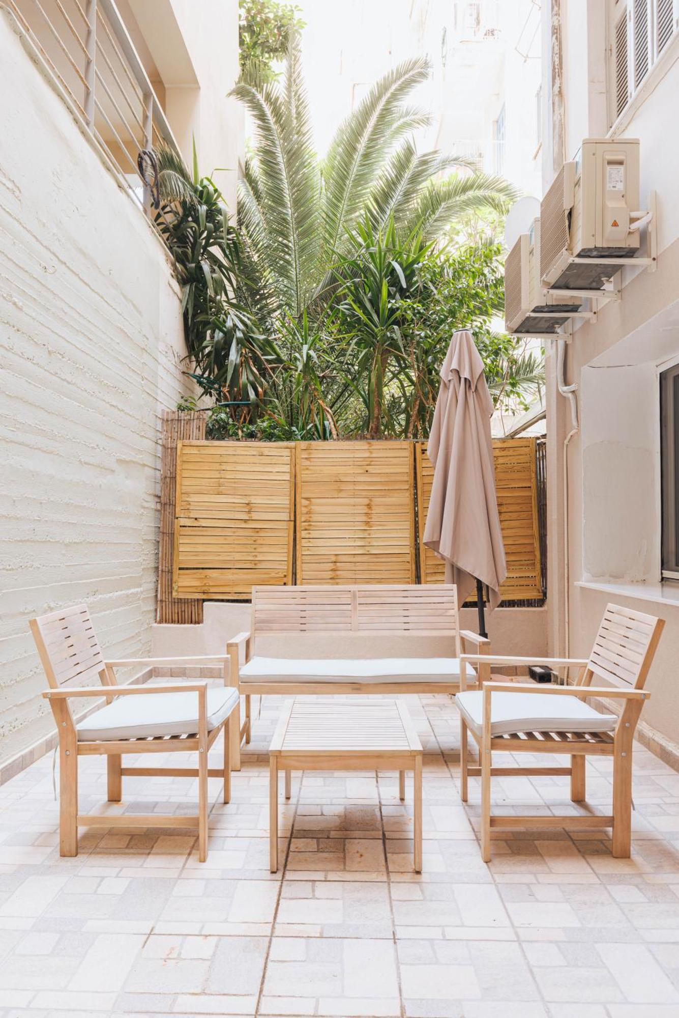 Beautiful Underground Nest With Prv Terrace Apartment Athens Exterior photo
